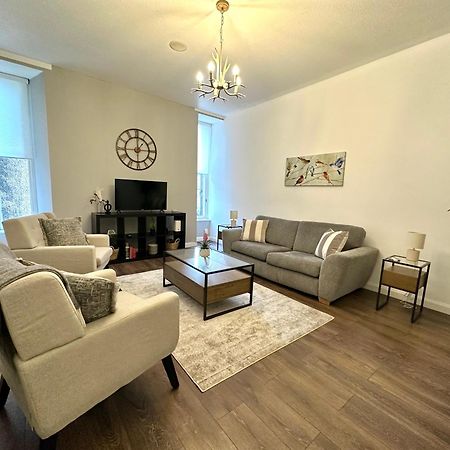 Large City Centre Apartment Perth Esterno foto